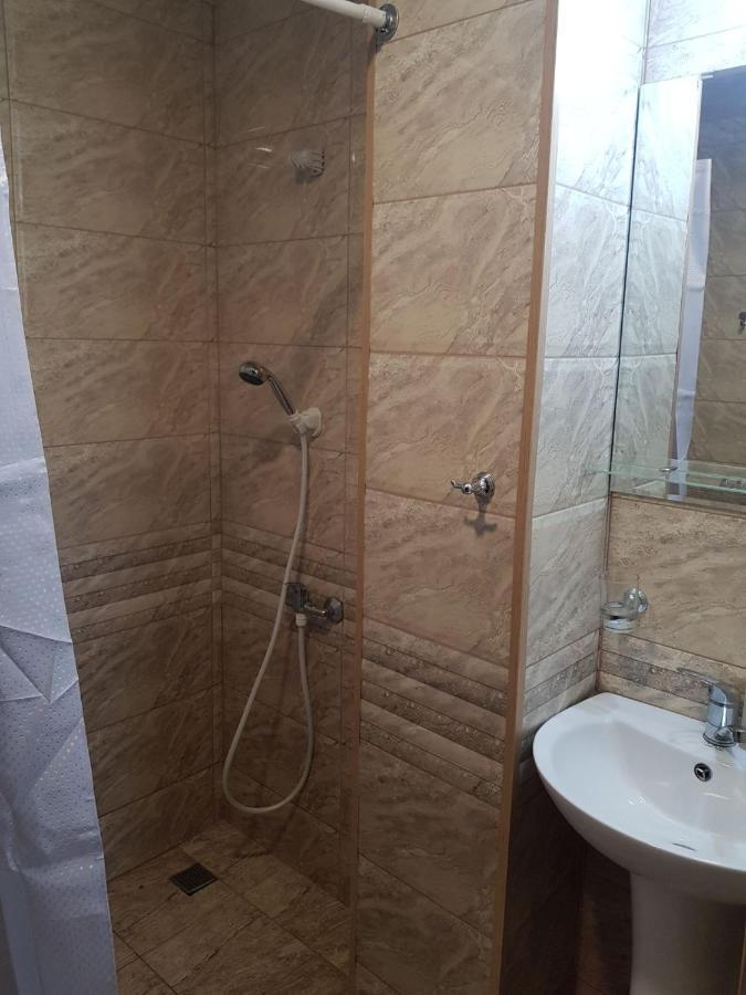 Guest House Arevik Artsvakar Ngoại thất bức ảnh